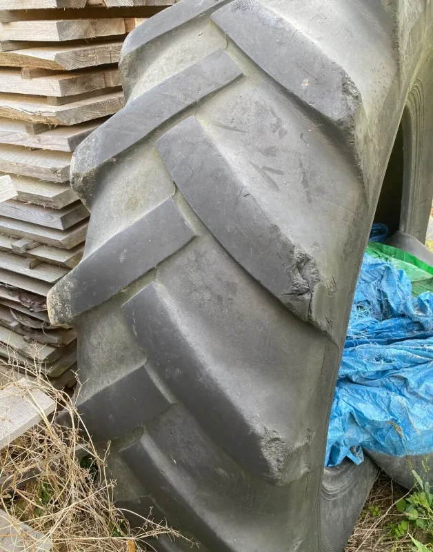 Guma z JCB cx4, 10,9/14-34