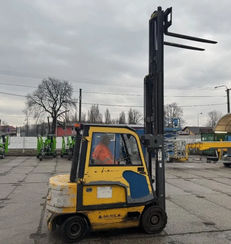 VZV FIAT D25